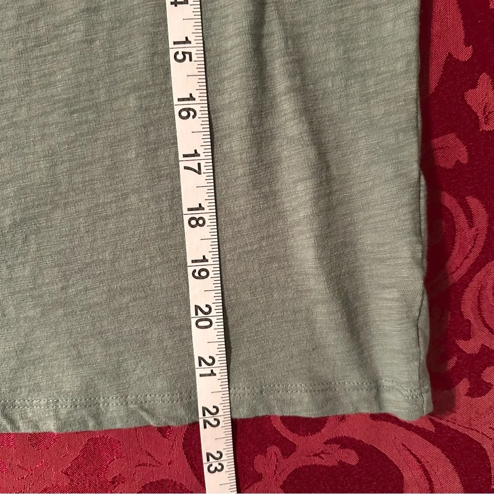 Old Navy Women’s EveryWear Printed Crew Neck T-Shirt - Picture 6 of 7